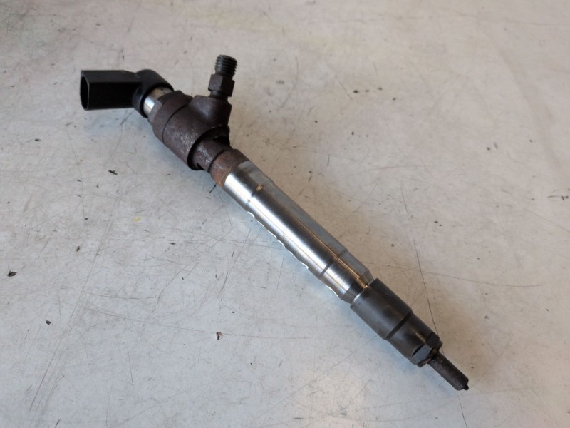 Recambio de inyector para citroen jumper furgón gran volumen 4h03 referencia OEM IAM BK2Q9K546AG  