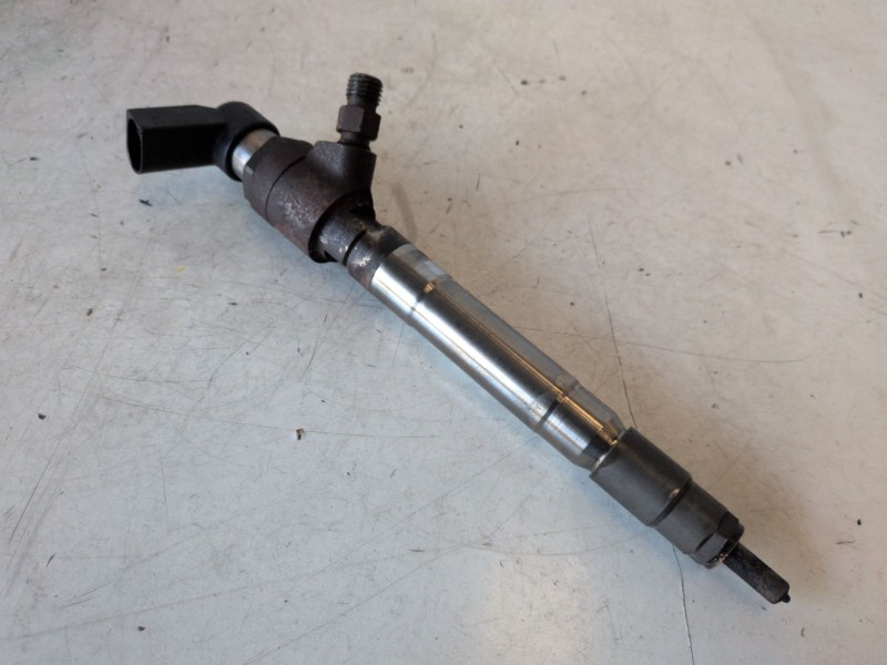 Recambio de inyector para citroen jumper furgón gran volumen 4h03 referencia OEM IAM BK2Q9K546AG  