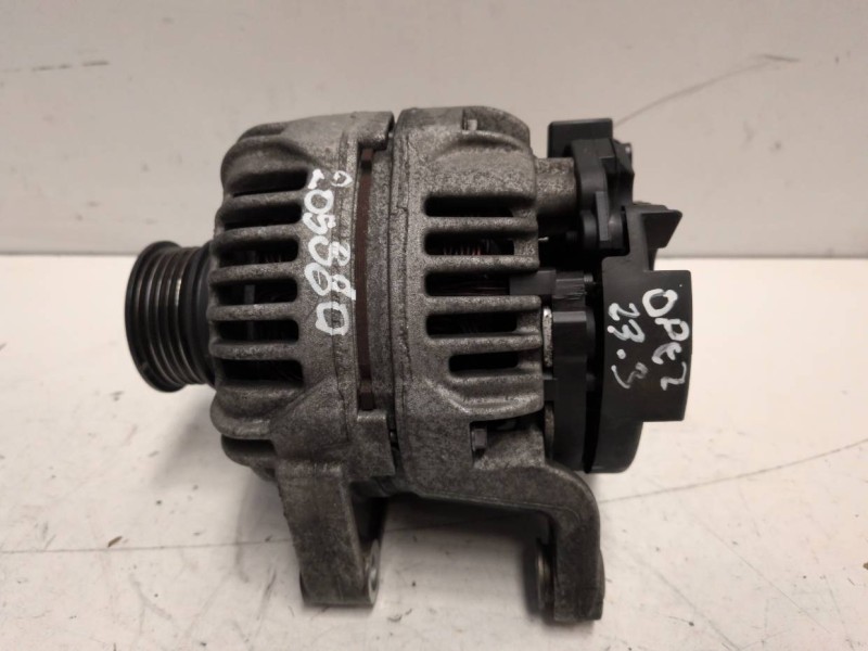 Recambio de alternador para opel astra h berlina z16xer referencia OEM IAM 0124325163  