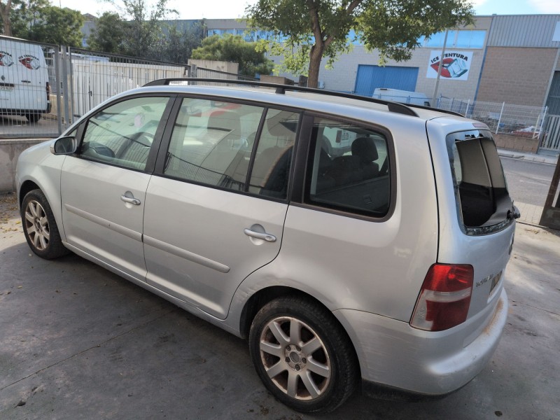 volkswagen touran (1t1) del año 2004