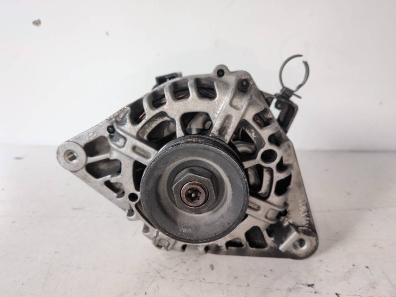 Recambio de alternador para hyundai getz (tb) g4ea referencia OEM IAM A0002655023  