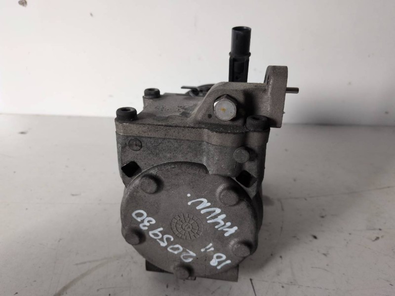 Recambio de compresor aire acondicionado para hyundai getz (tb) g4ea referencia OEM IAM 977011C150  