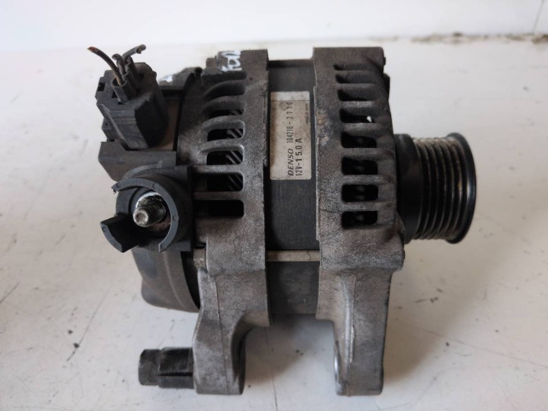 Recambio de alternador para ford fiesta (cbk) hhjb referencia OEM IAM 1042102710  