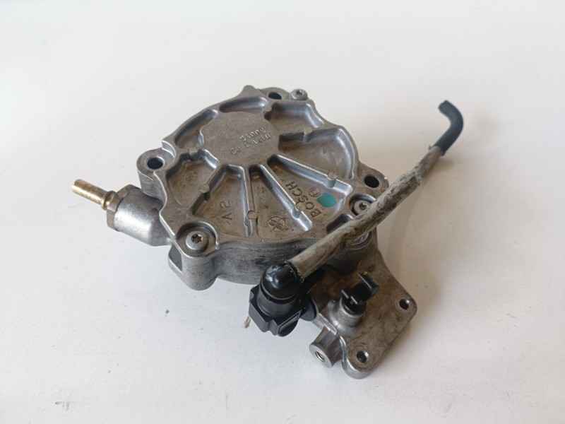 Recambio de depresor freno / bomba vacio para peugeot 4007 4hn referencia OEM IAM D1711C2  