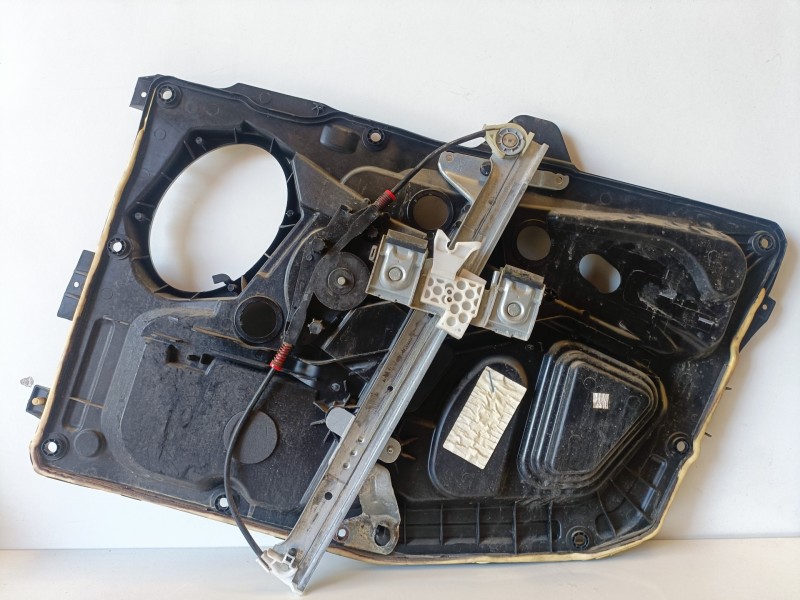 Recambio de elevalunas delantero izquierdo para ford fiesta (cb1) f6jb referencia OEM IAM   