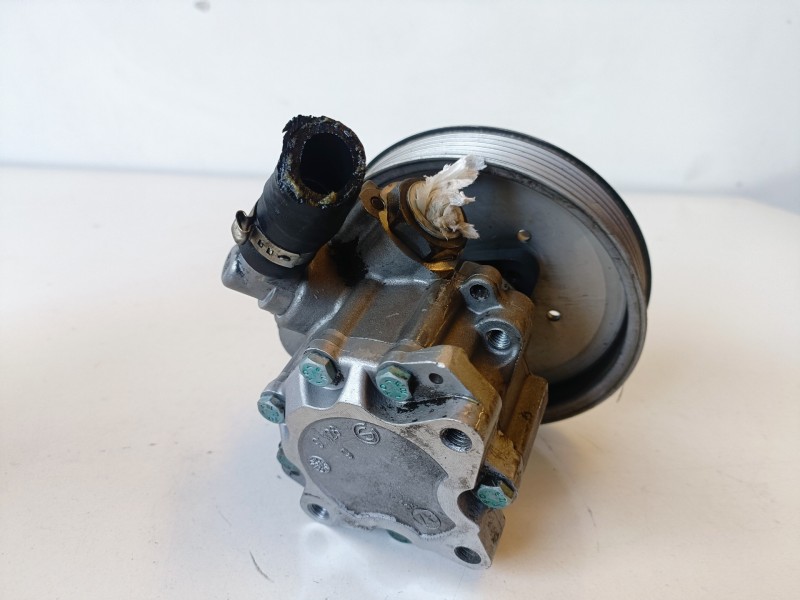 Recambio de bomba direccion para audi a6 berlina (4b2) afb referencia OEM IAM 4B0145155R  