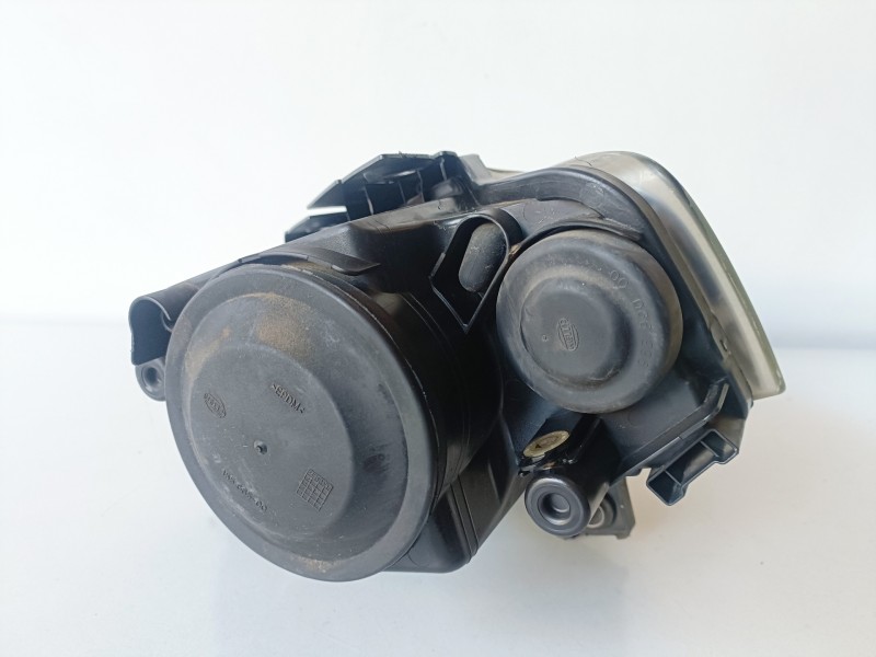 Recambio de faro derecho para volkswagen passat variant (3c5) bkp referencia OEM IAM 3C0941006J  
