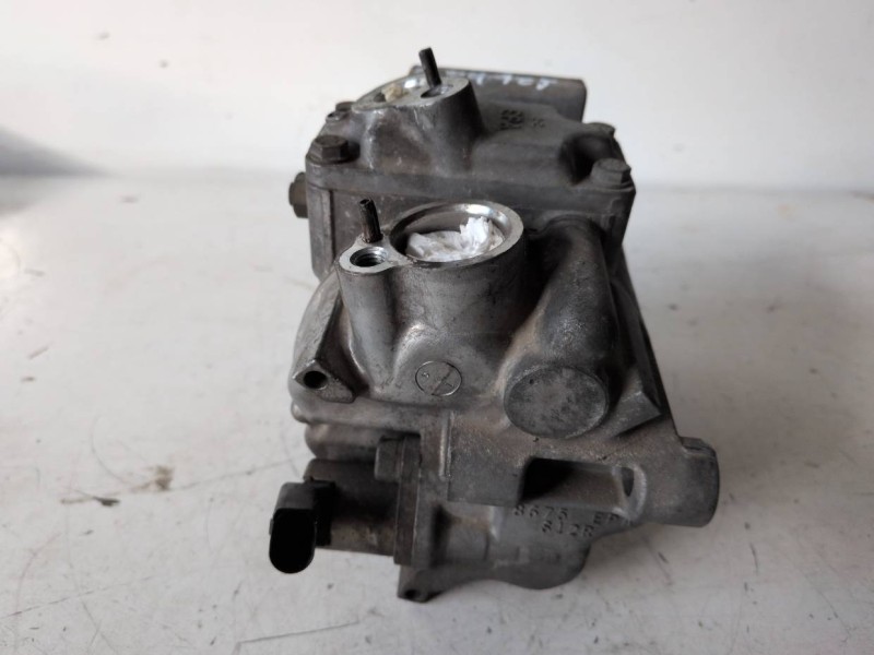 Recambio de compresor aire acondicionado para volkswagen touran (1t1) avq referencia OEM IAM 1K0820803G  