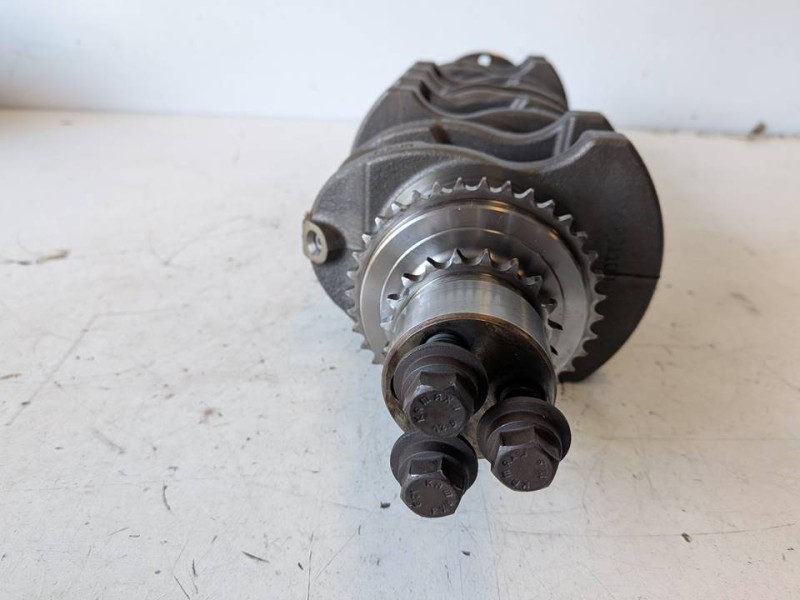 Recambio de cigueñal para citroen jumper furgón gran volumen 4h03 referencia OEM IAM 6303AA  