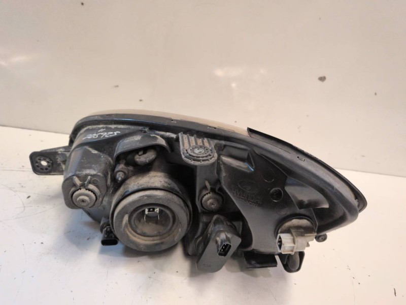 Recambio de faro derecho para hyundai getz (tb) g4ea referencia OEM IAM   