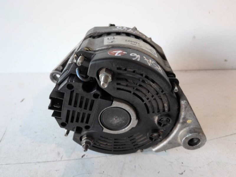 Recambio de alternador para peugeot 205 berlina a9a referencia OEM IAM T581122R  