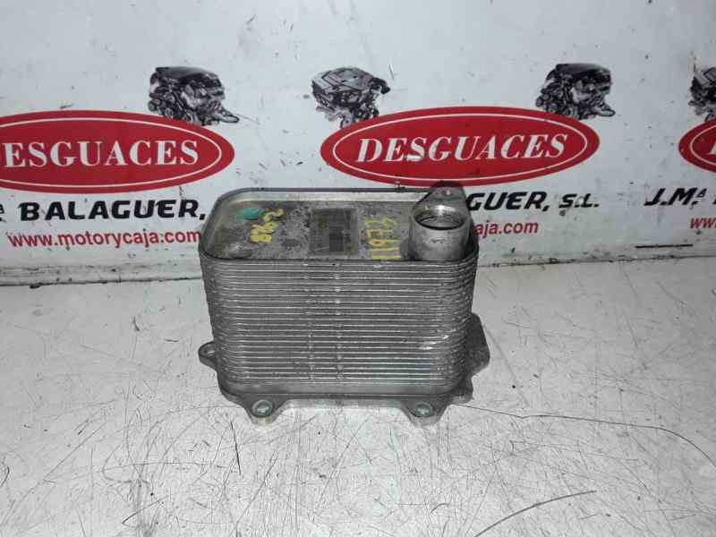 Recambio de enfriador aceite motor para audi a8 (4e) referencia OEM IAM 07C117037K  