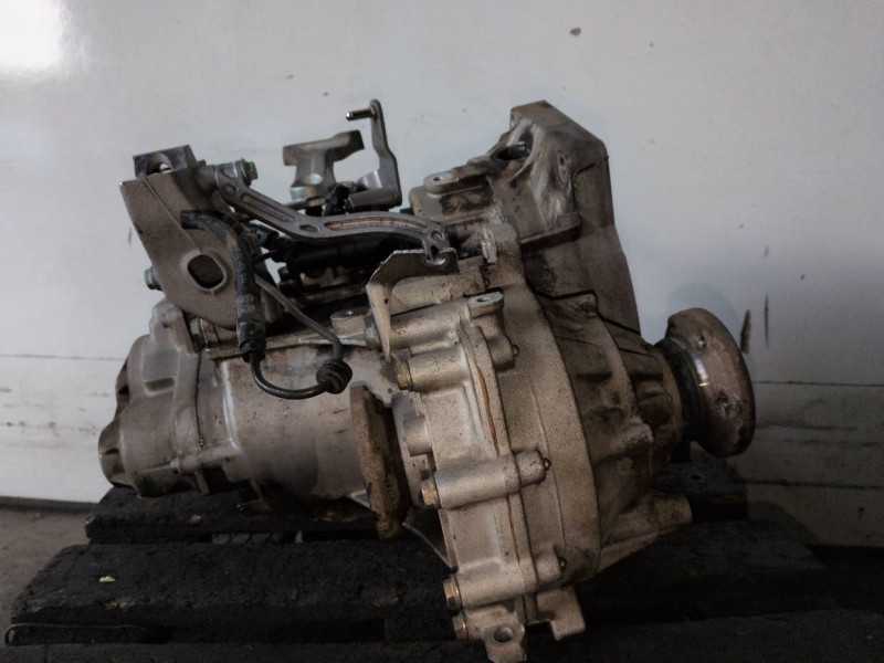 Recambio de caja cambios para volkswagen touran (1t1) avq referencia OEM IAM GQN  