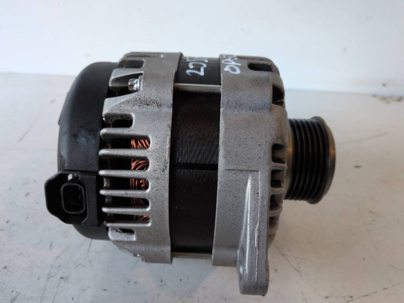 Recambio de alternador para opel mokka a17dts referencia OEM IAM 13579675  