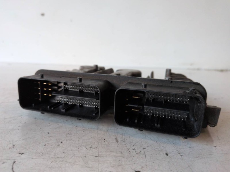 Recambio de centralita motor uce para opel mokka a17dts referencia OEM IAM 55591709  