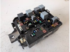 Recambio de caja reles / fusibles para opel mokka a17dts referencia OEM IAM 95263744  