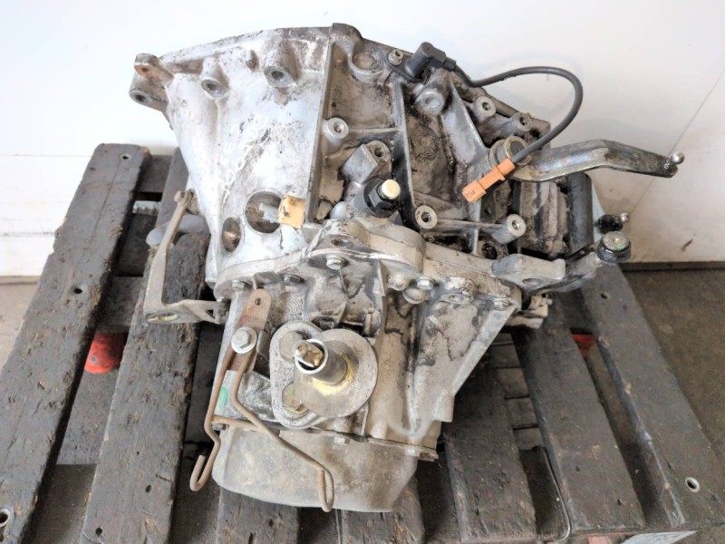 Recambio de caja cambios para citroen xsara berlina wjy referencia OEM IAM 20DL41  