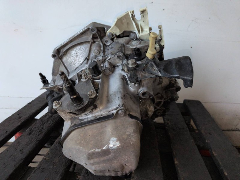 Recambio de caja cambios para peugeot 307 (s1)(04.2001) nfu referencia OEM IAM 20CQ16  