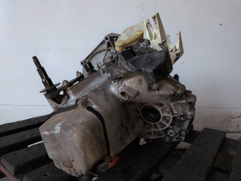 Recambio de caja cambios para peugeot 307 (s1)(04.2001) nfu referencia OEM IAM 20CQ16  