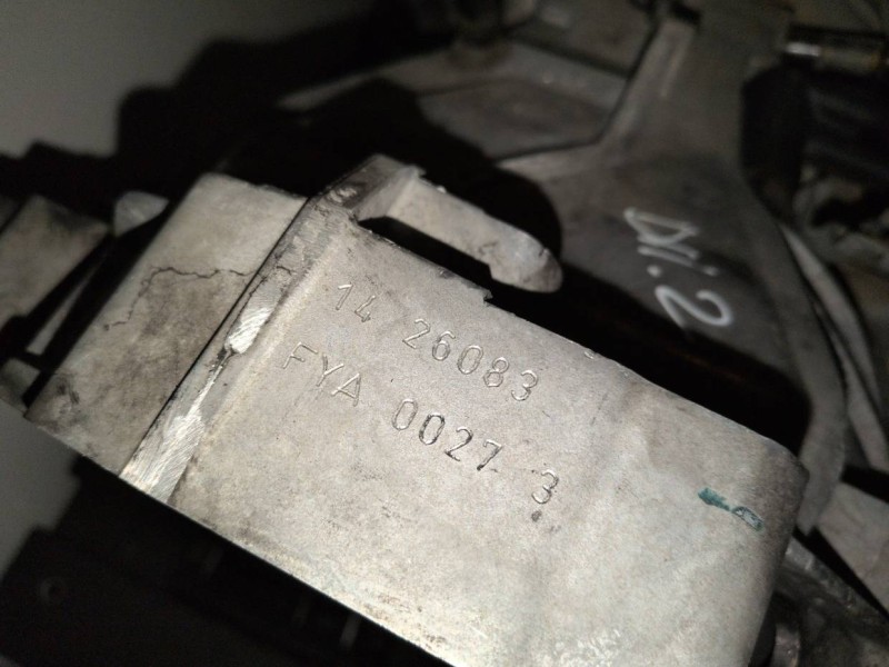 Recambio de caja cambios para audi a4 berlina (8e) avf referencia OEM IAM FYA  
