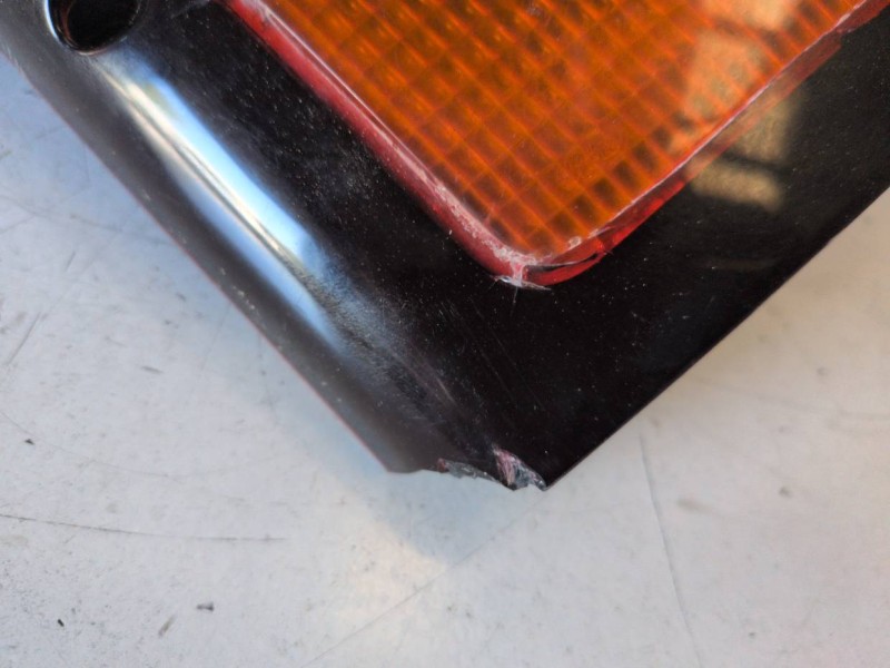 Recambio de piloto trasero izquierdo para land rover discovery 15p referencia OEM IAM XFB000421  