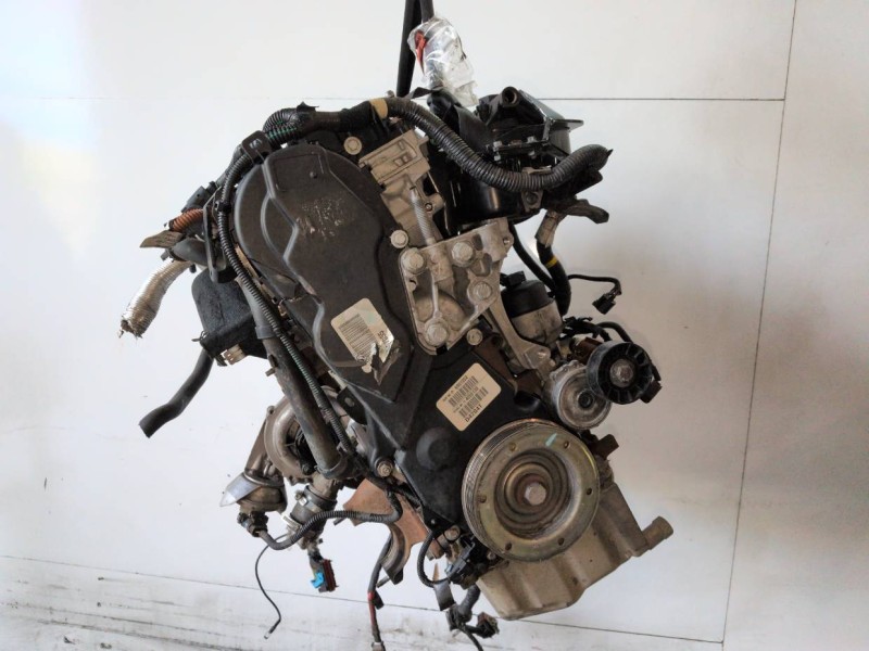 Recambio de motor completo para volvo s40 berlina d4204t referencia OEM IAM D4204T  