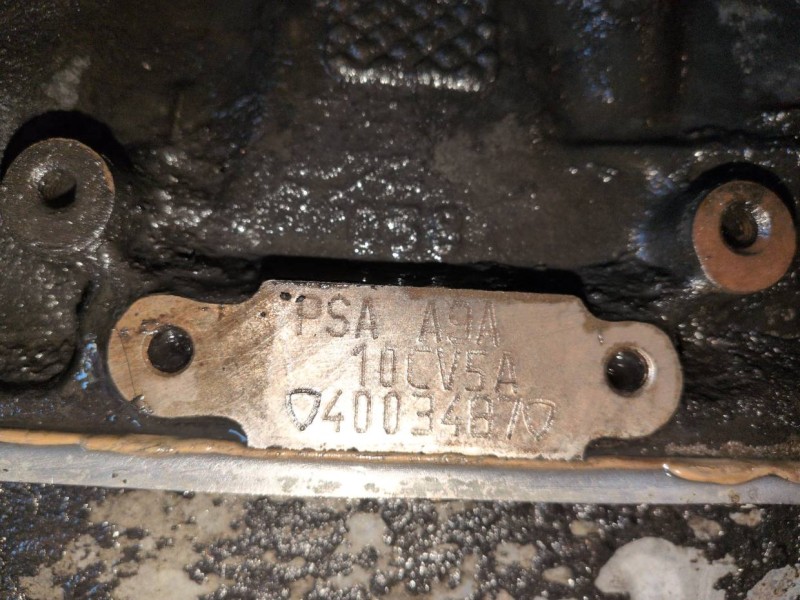 Recambio de motor completo para peugeot 205 berlina a9a referencia OEM IAM A9A  