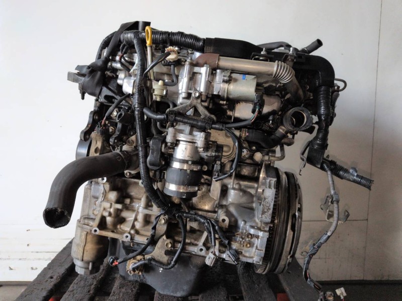 Recambio de motor completo para toyota avensis berlina (t25) 2ad referencia OEM IAM 2AD  