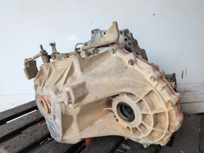Recambio de caja cambios para toyota avensis berlina (t25) 2ad referencia OEM IAM   