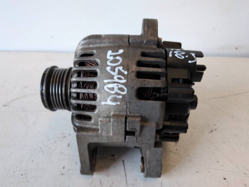 Recambio de alternador para renault kangoo i (f/kc0) k9k702 referencia OEM IAM 746897  