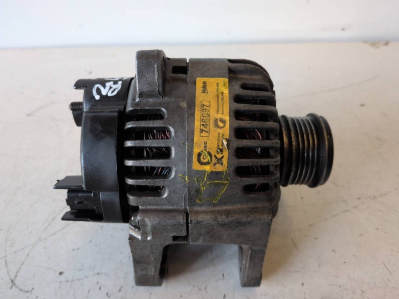 Recambio de alternador para renault kangoo i (f/kc0) k9k702 referencia OEM IAM 746897  