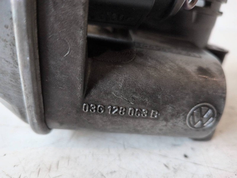Recambio de caja mariposa para volkswagen passat variant (3c5) bkp referencia OEM IAM 03G128063B  