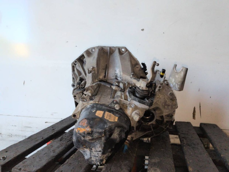 Recambio de caja cambios para renault clio ii fase ii (b/cb0) k9k714 referencia OEM IAM JH3145  