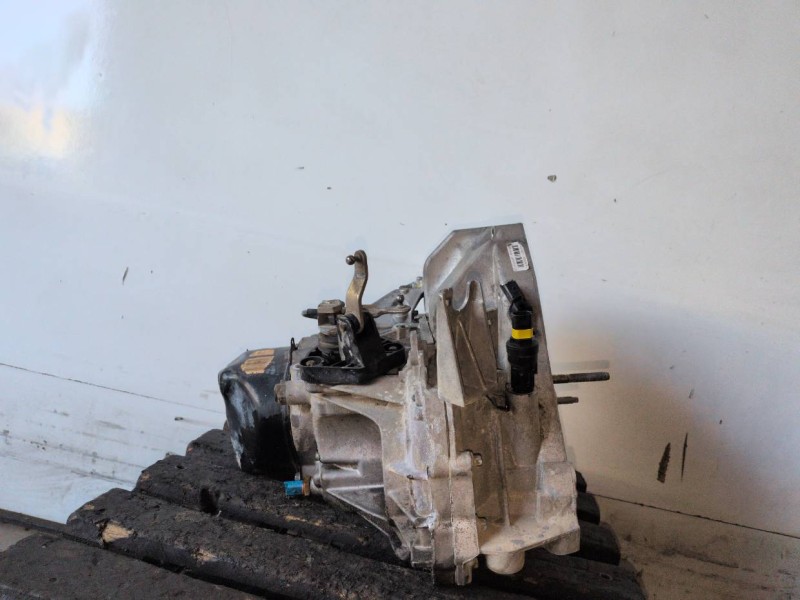 Recambio de caja cambios para renault clio ii fase ii (b/cb0) k9k714 referencia OEM IAM JH3145  