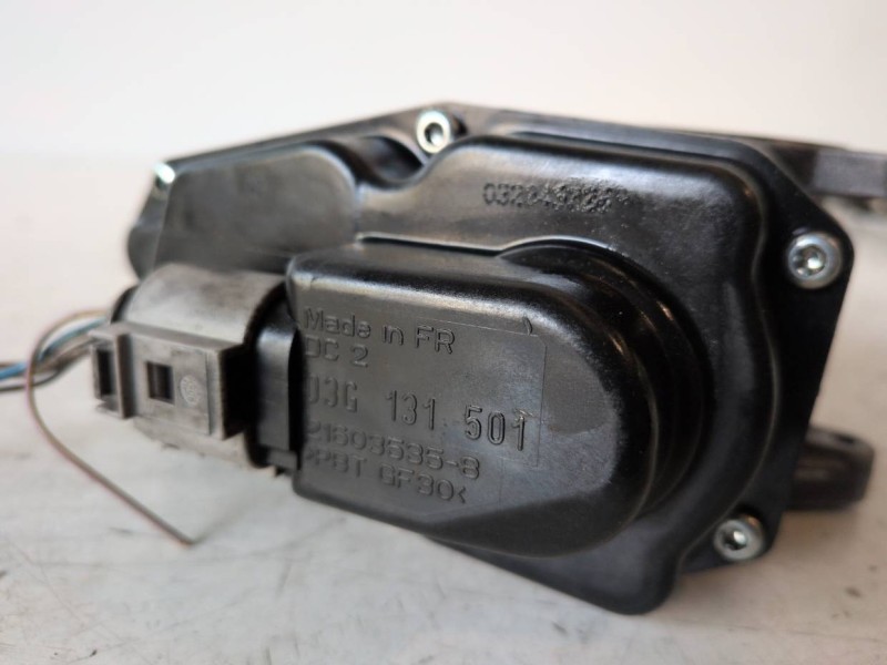 Recambio de valvula egr para volkswagen passat variant (3c5) bkp referencia OEM IAM 03G131501  