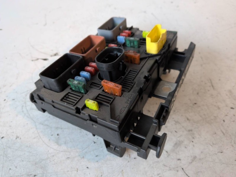 Recambio de caja reles / fusibles para peugeot 307 break/ sw (s2) 9hz referencia OEM IAM 9659742080  