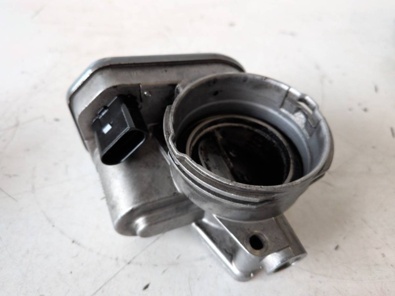 Recambio de caja mariposa para volkswagen golf v (1k1)(10.2003) bkd referencia OEM IAM 038128063G  
