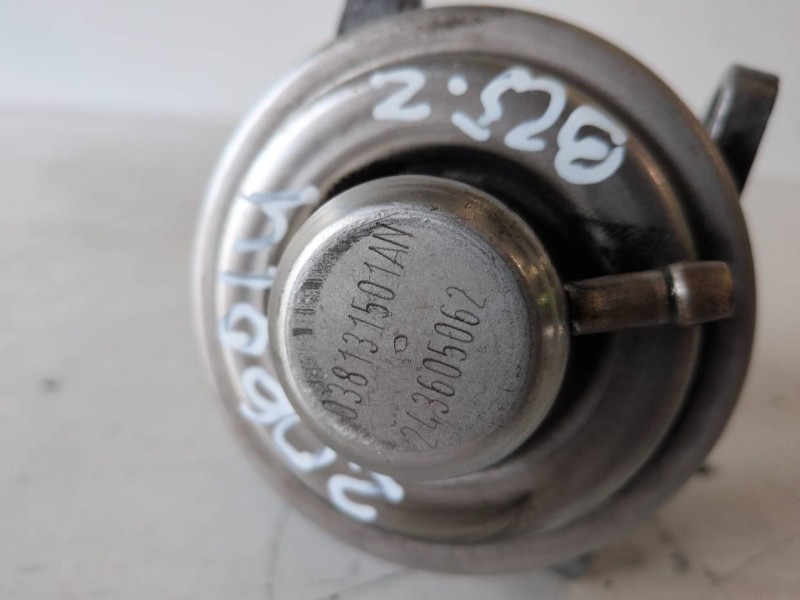 Recambio de valvula egr para volkswagen golf v (1k1)(10.2003) bkd referencia OEM IAM 038131501AN  
