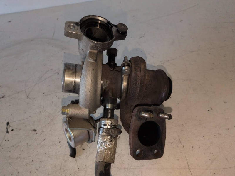 Recambio de turbocompresor para citroen c4 berlina 9hx referencia OEM IAM 9662371080  