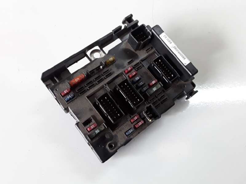 Recambio de caja reles / fusibles para peugeot 406 berlina (s1/s2) rhz referencia OEM IAM 9650664080/BSMB3  
