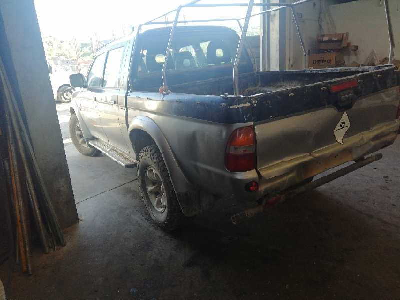 mitsubishi l200 (k70) del año 2000