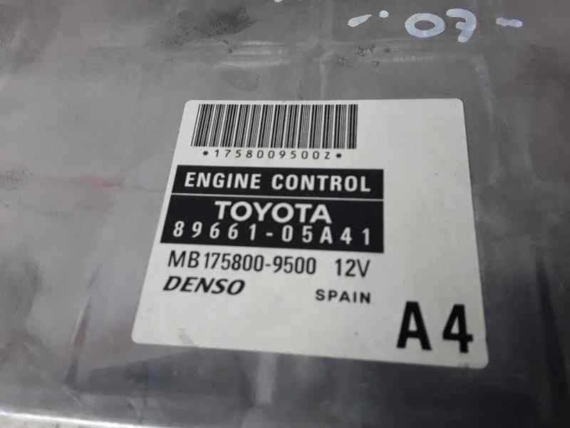 Recambio de centralita motor uce para toyota avensis (t27) referencia OEM IAM 8966105A41  