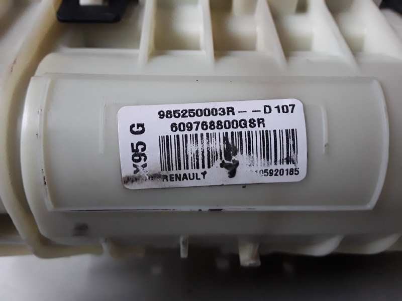 Recambio de airbag delantero derecho para renault megane iii berlina 5p referencia OEM IAM 985250003R  