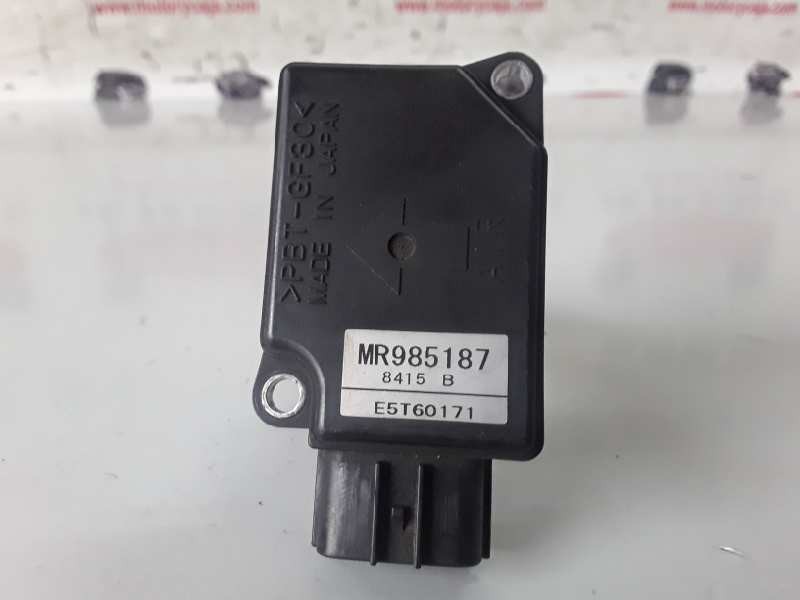 Recambio de caudalimetro para mitsubishi lancer berlina (cy0) 4b10 referencia OEM IAM MR985187/E5T60171  