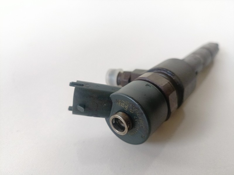 Recambio de inyector para fiat i doblò (119) 223b1000 referencia OEM IAM 0445110187  