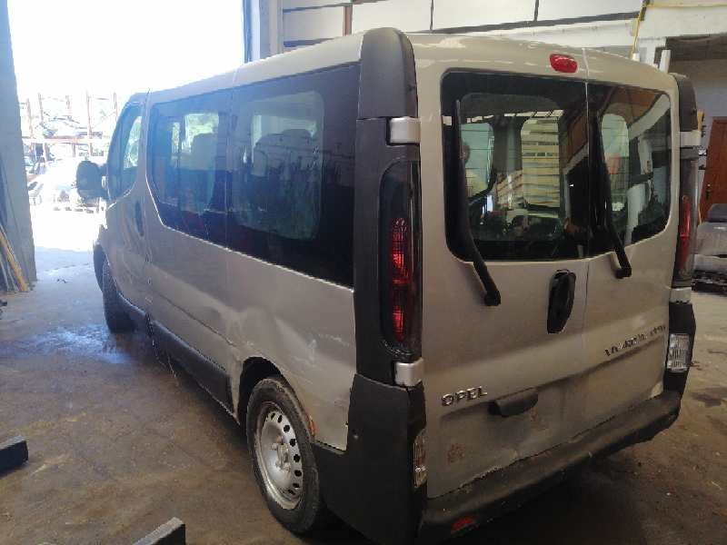 opel vivaro del año 2004