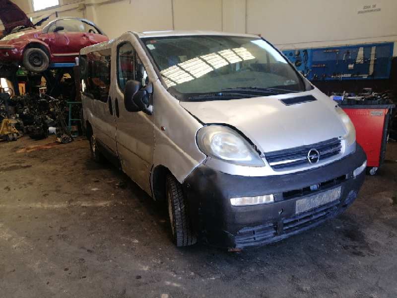opel vivaro del año 2004