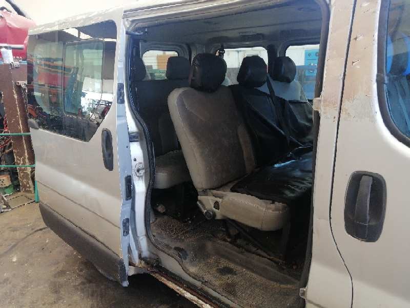 opel vivaro del año 2004