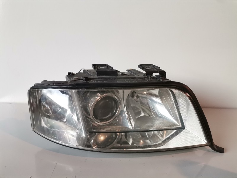 Recambio de faro derecho para audi a6 avant (4b5) bfc referencia OEM IAM   