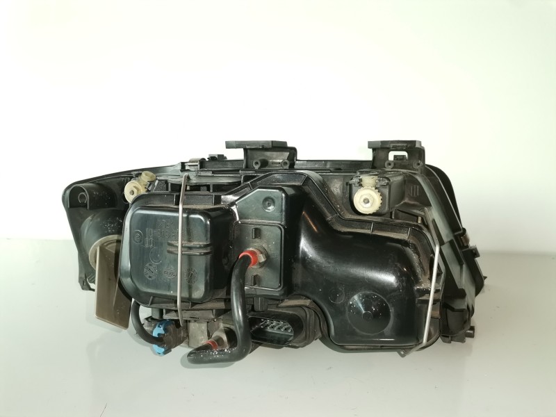 Recambio de faro izquierdo para audi a6 avant (4b5) bfc referencia OEM IAM   